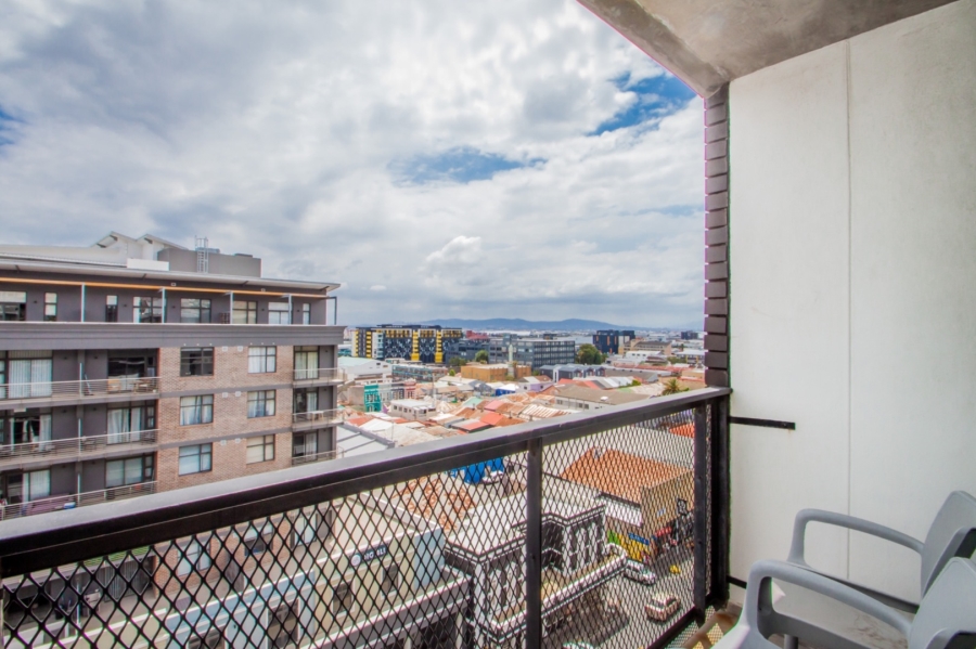 1 Bedroom Property for Sale in Woodstock Western Cape
